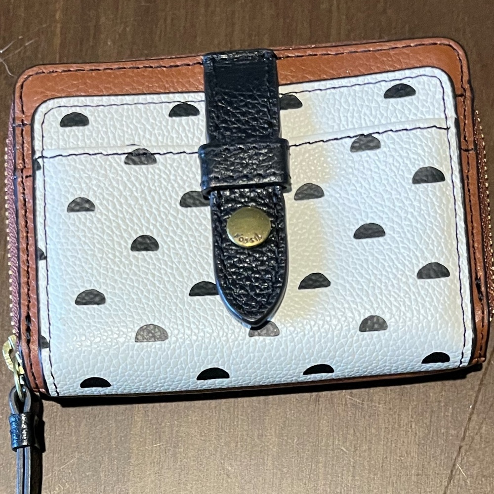 Small Fossil Wallet